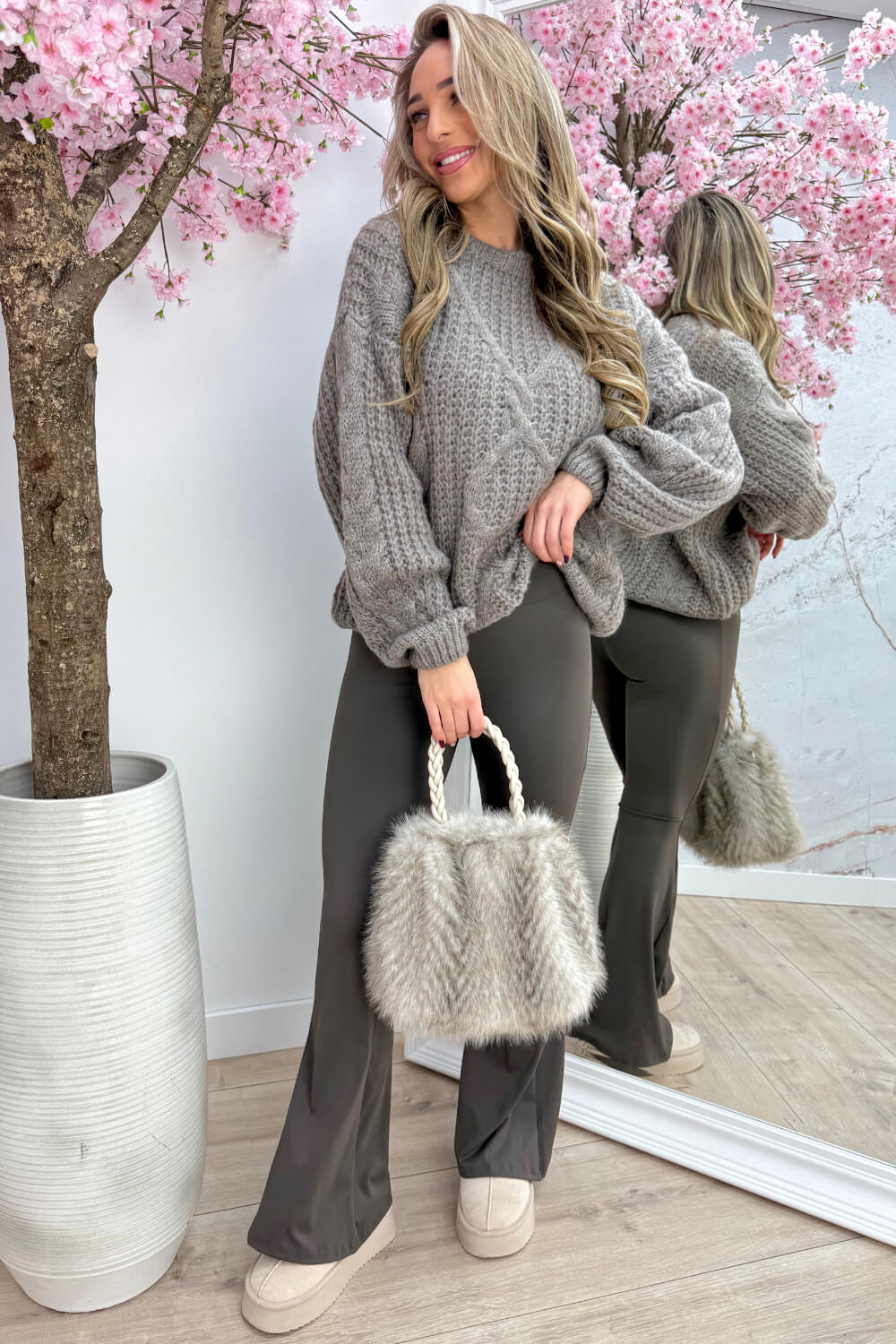 Feeling frosty cable trui - Taupe