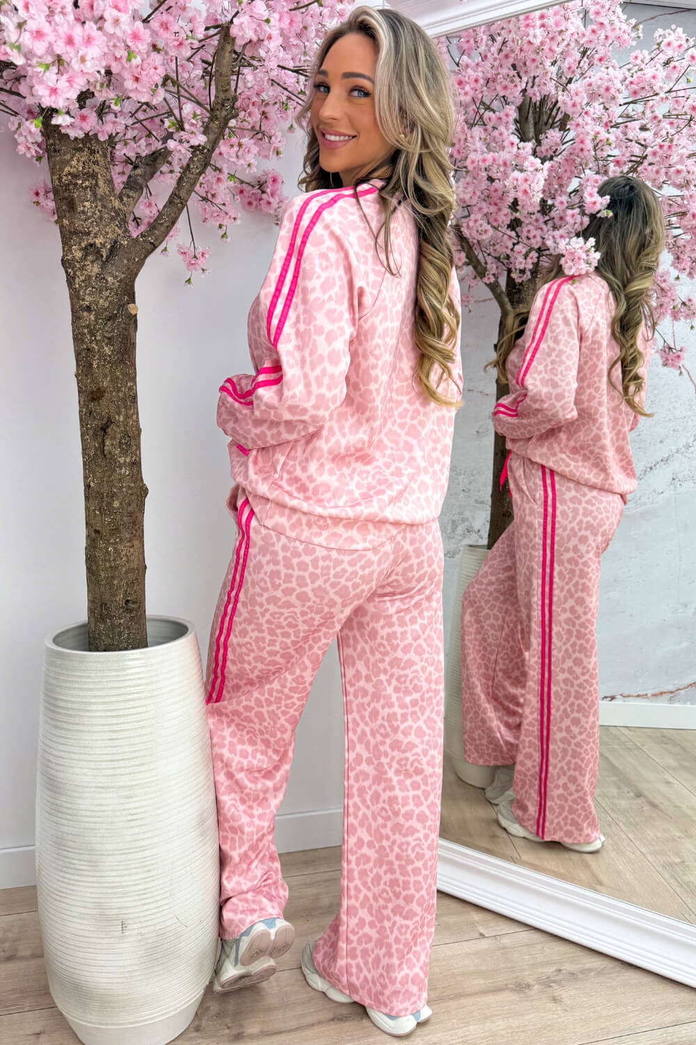 Leopard perfect embleem comfy co-ord - Roze