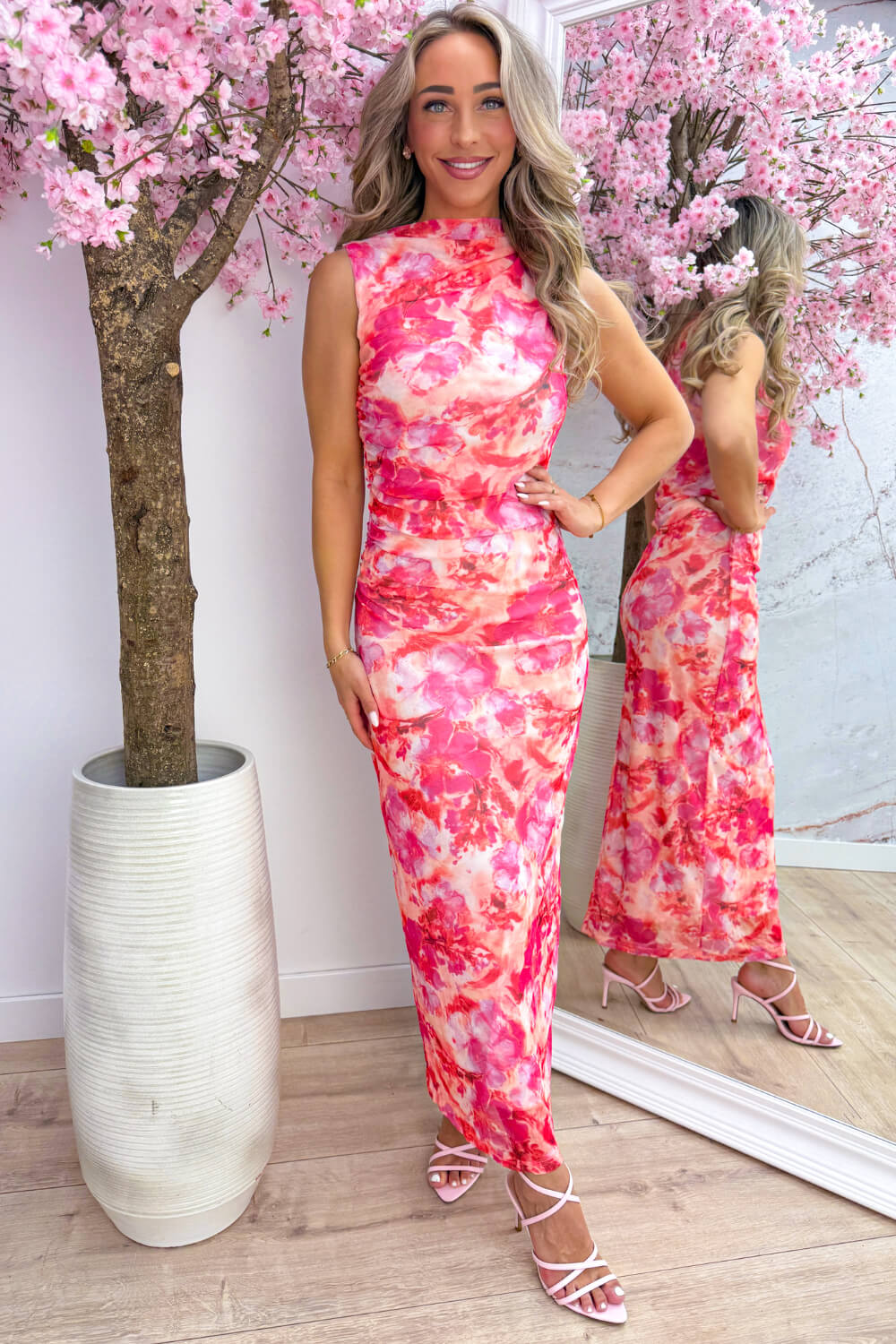 Blushing bloom mesh maxi dress - Roze