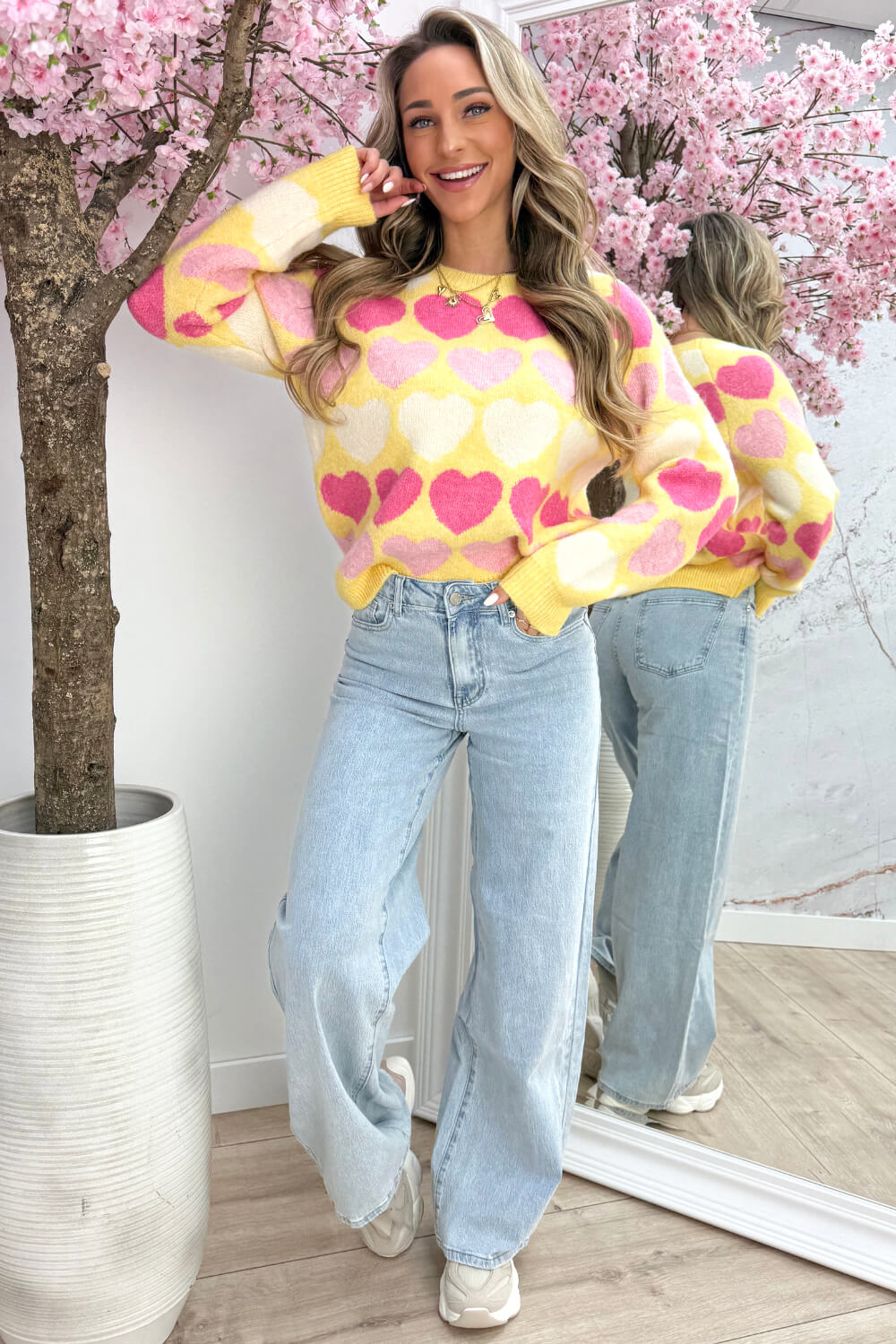 Lots of love trui - Geel