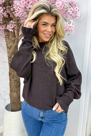 Basic ruffly trui - Bruin