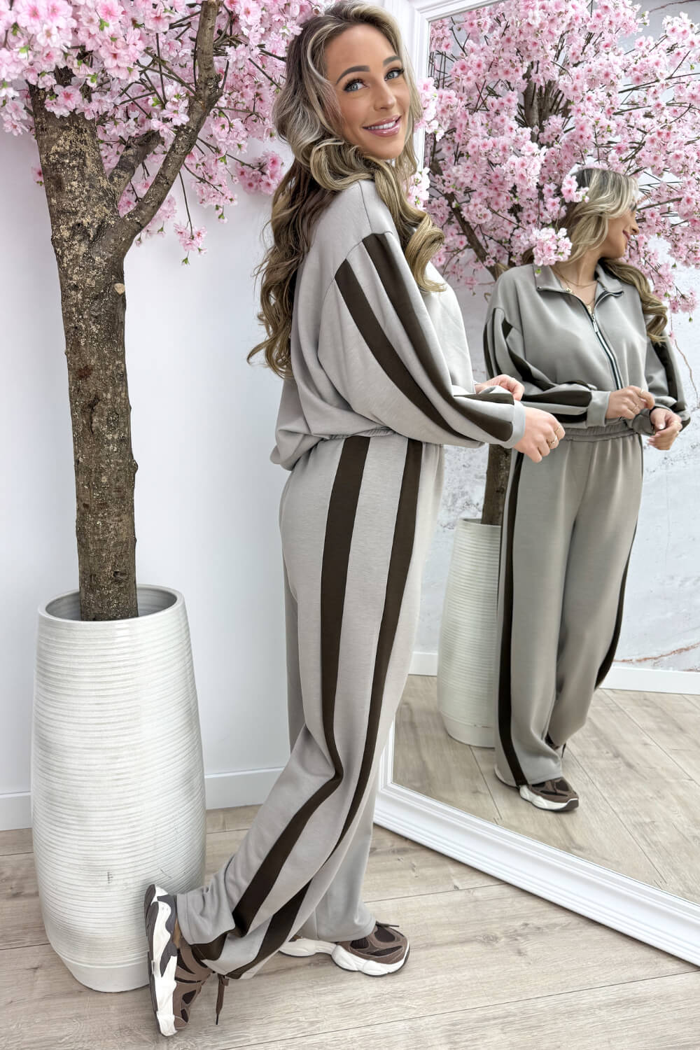 Zip it up stripe comfy co-ord - Taupe
