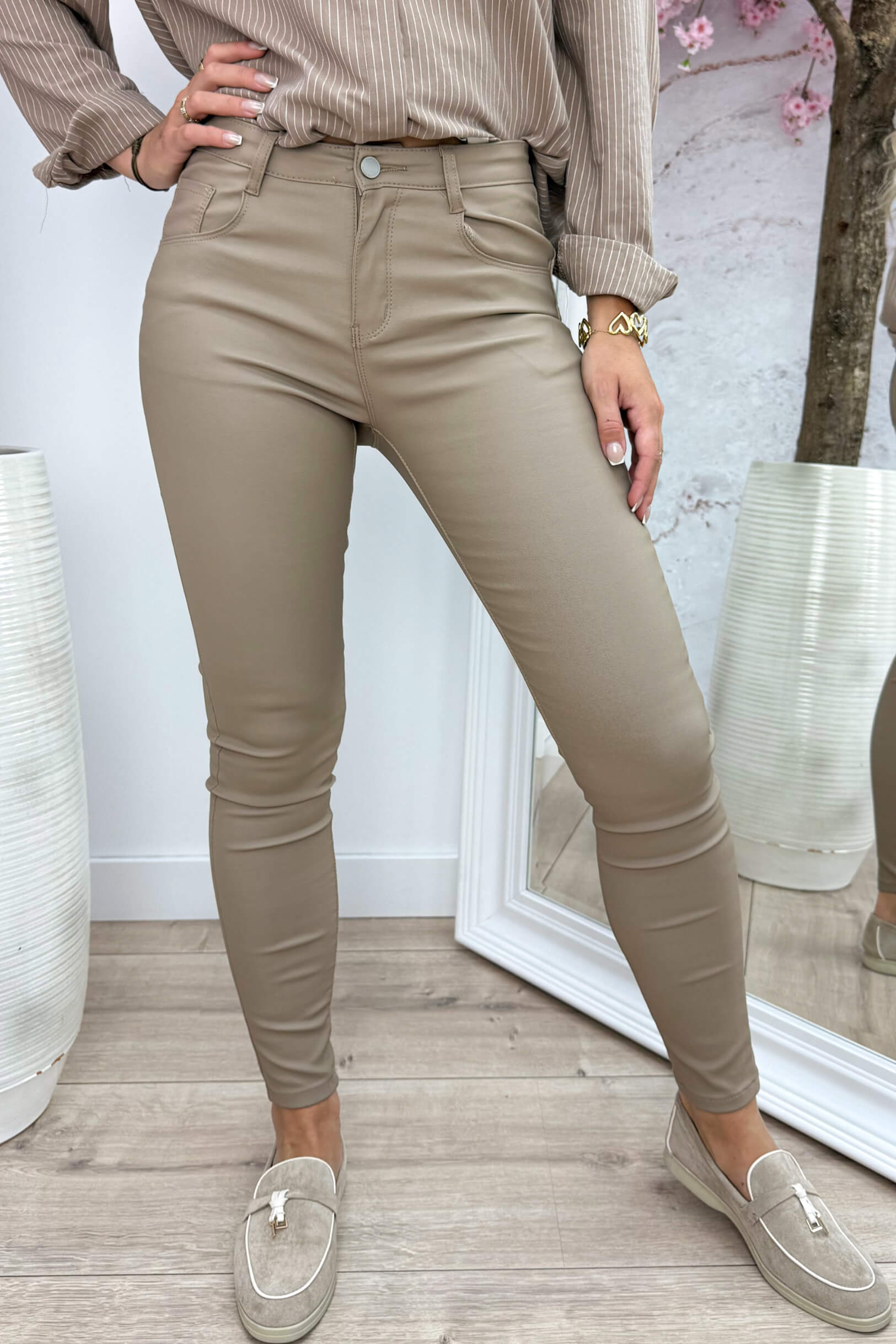 Push-up leather look pants - Taupe