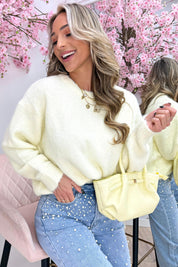 The perfect basic trui - Lt. Geel