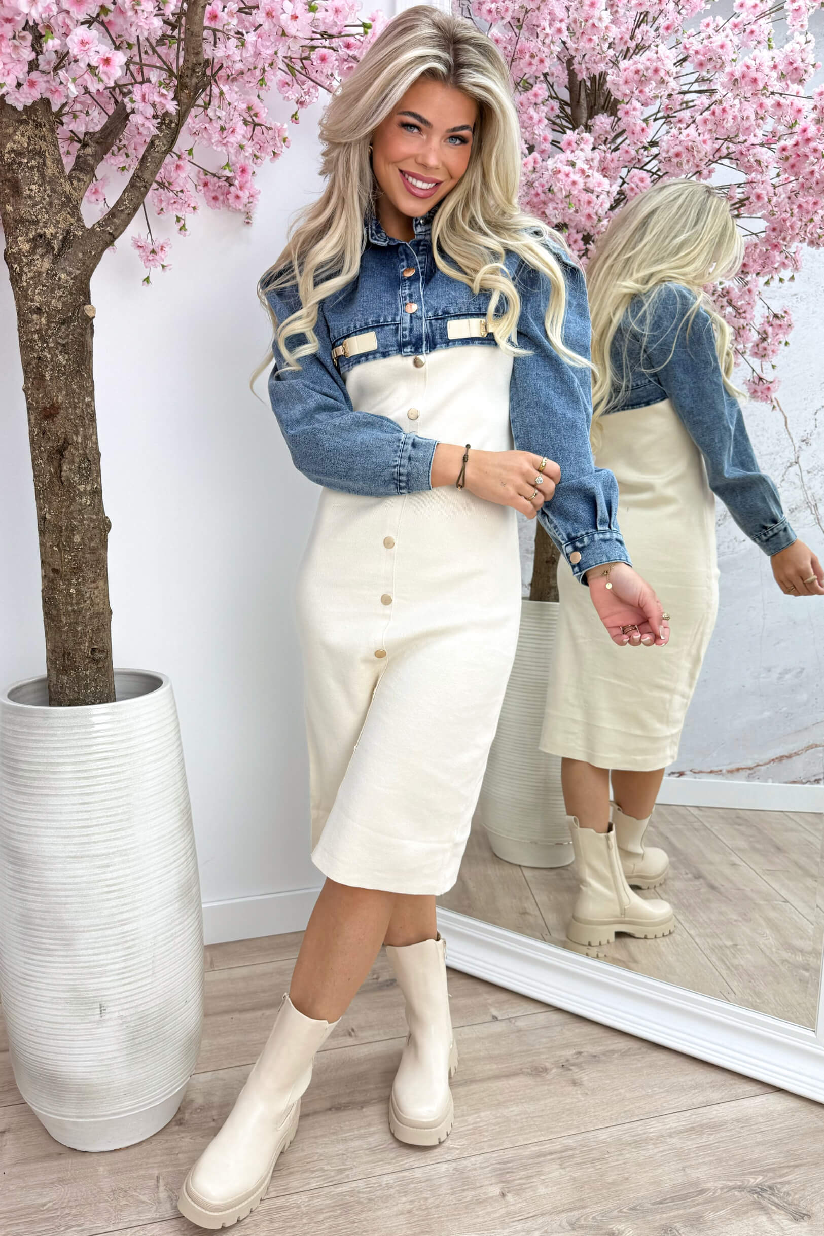 Gold detail denim dress - Beige