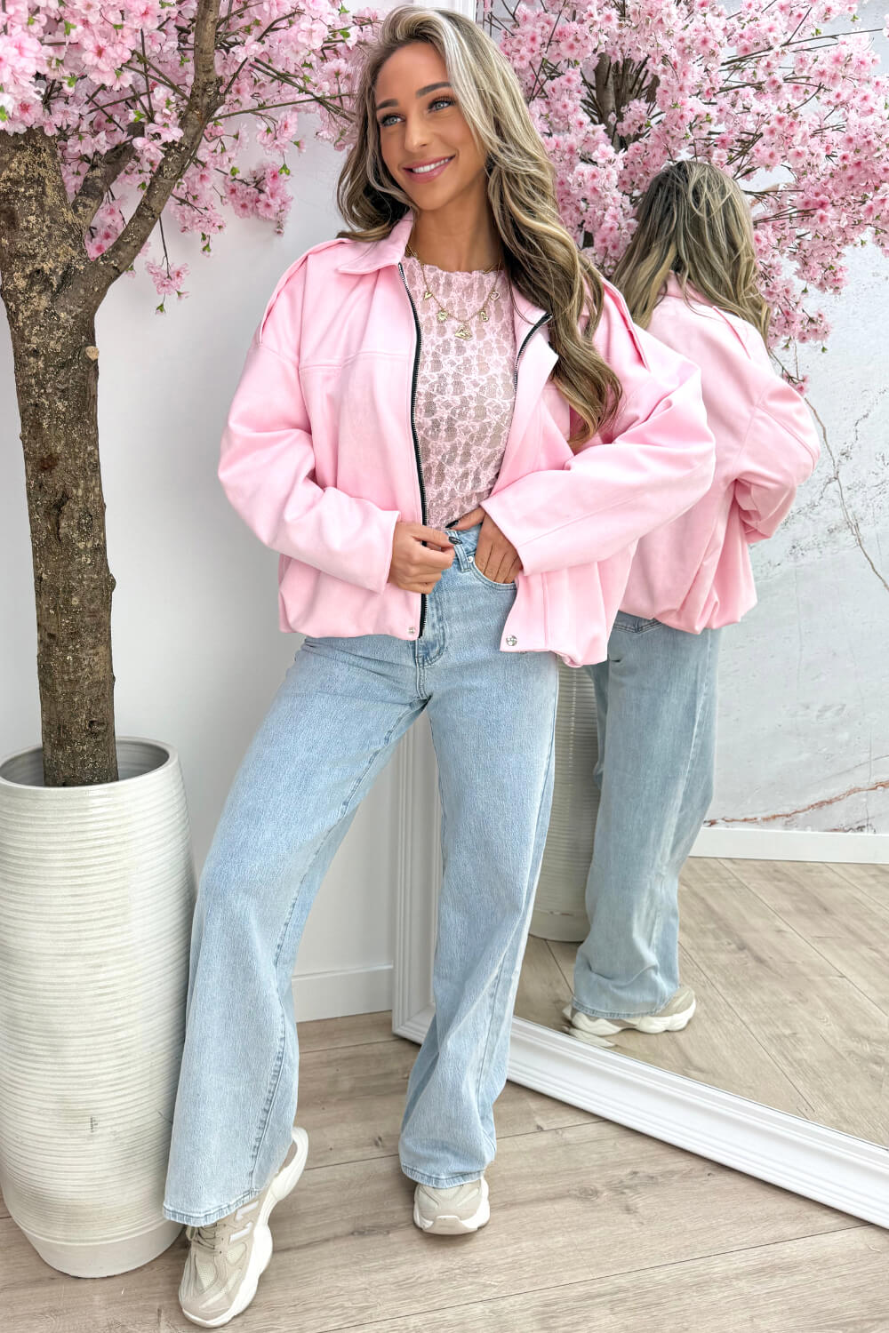 MWL Suede look bomber - Roze