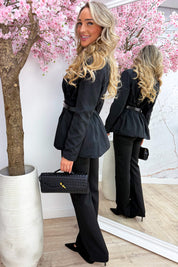 Inspired blazer (Incl. riem) - Zwart