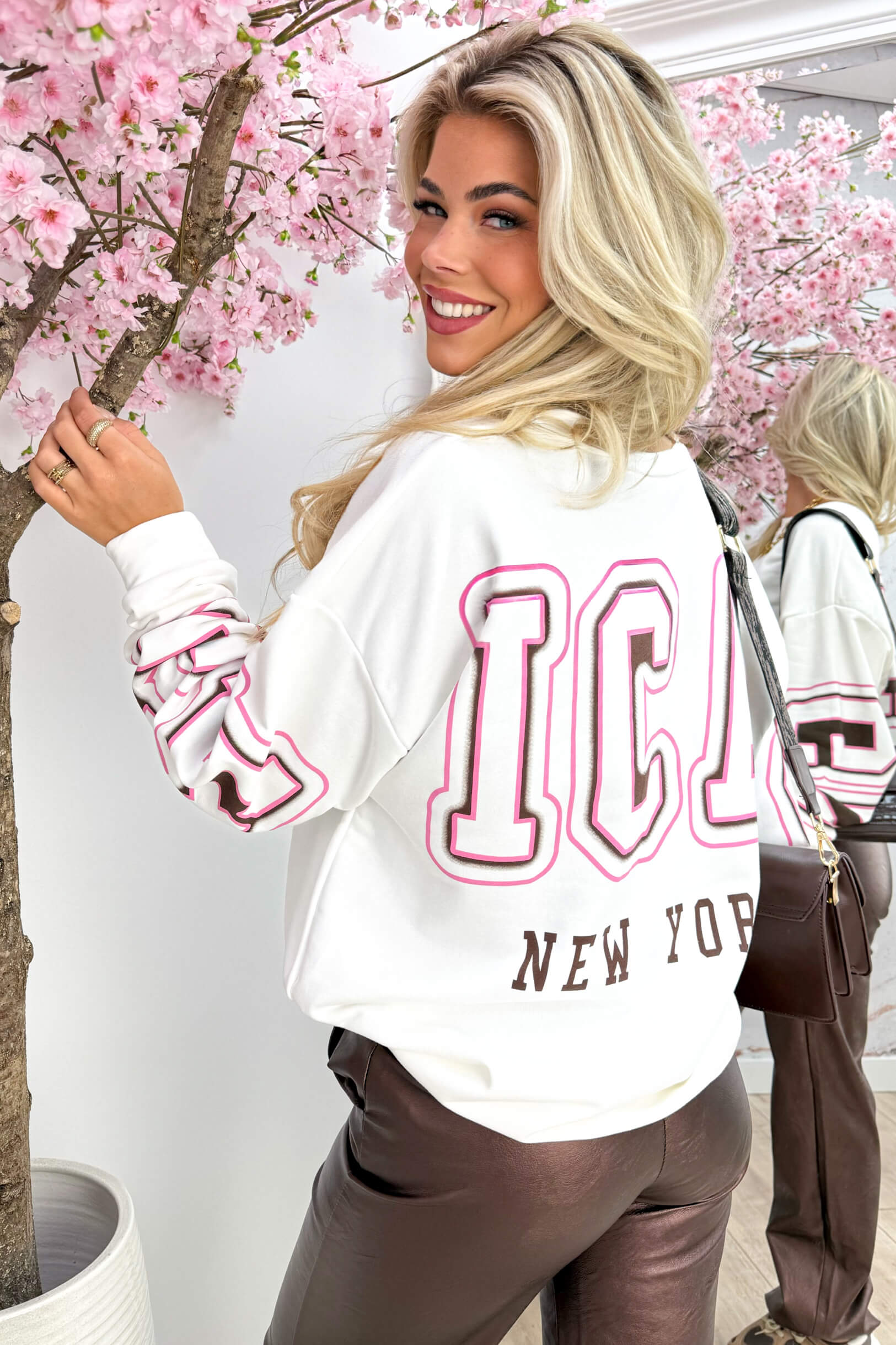 Chicago Oversized Sweater - White