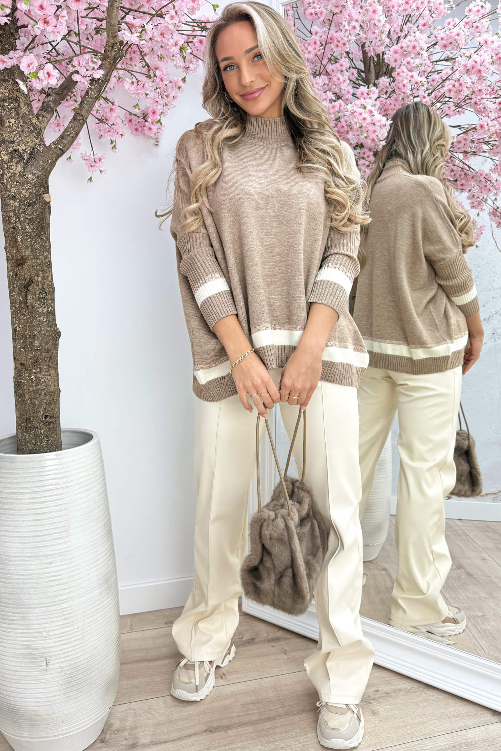 Glitters and striped ribbed trui - Camel