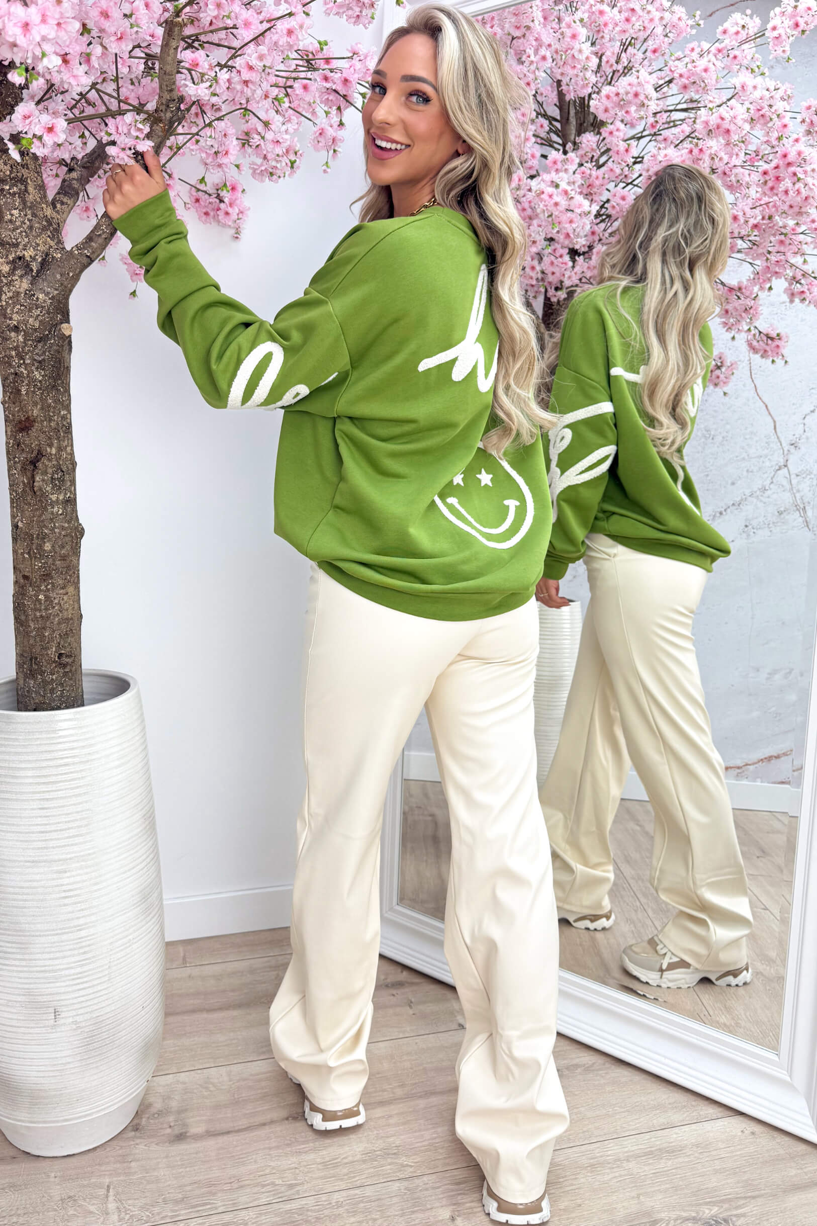 Be happy oversized sweater - Olijf