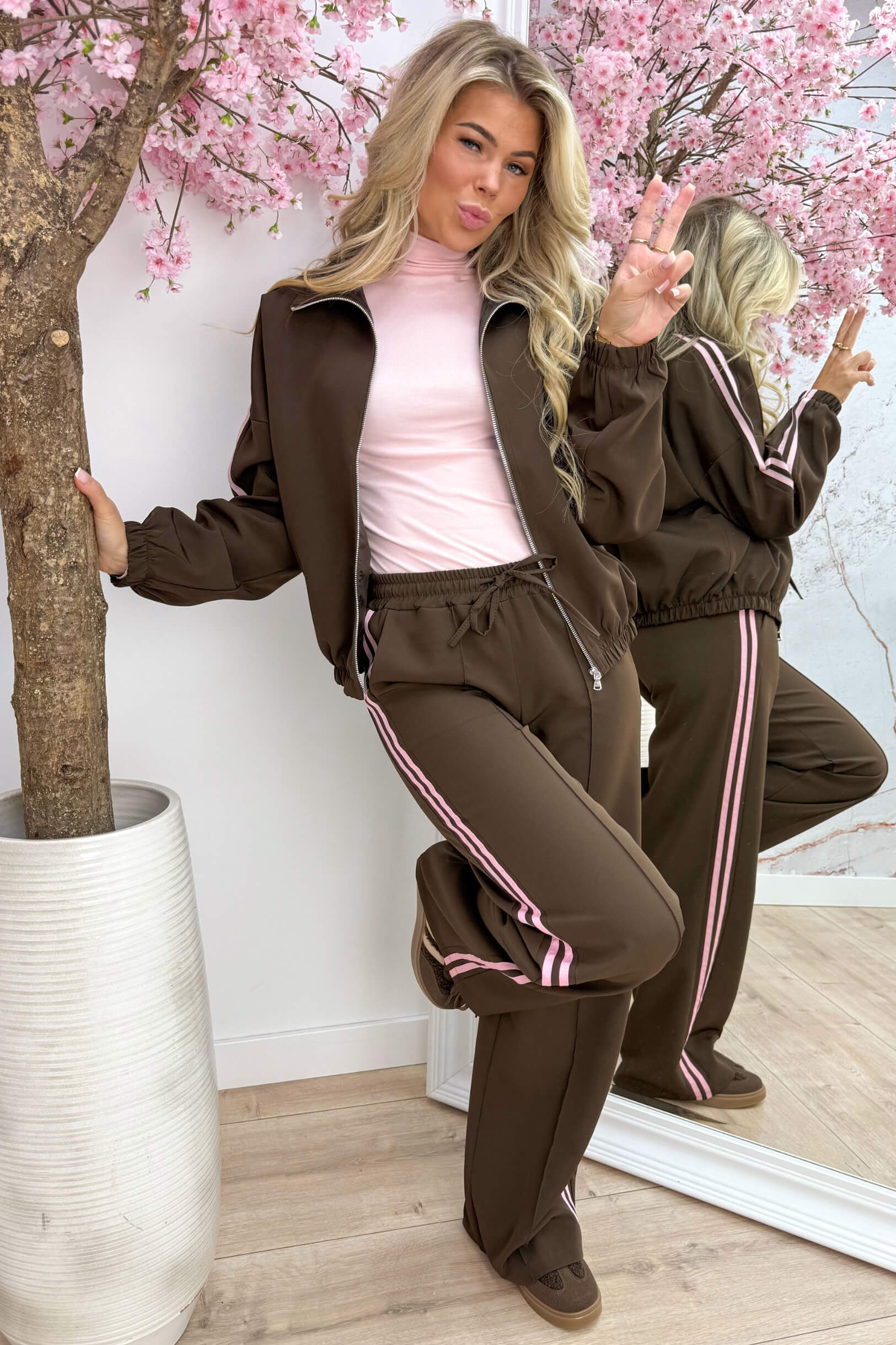 Yours to keep stripe bomber - Roze