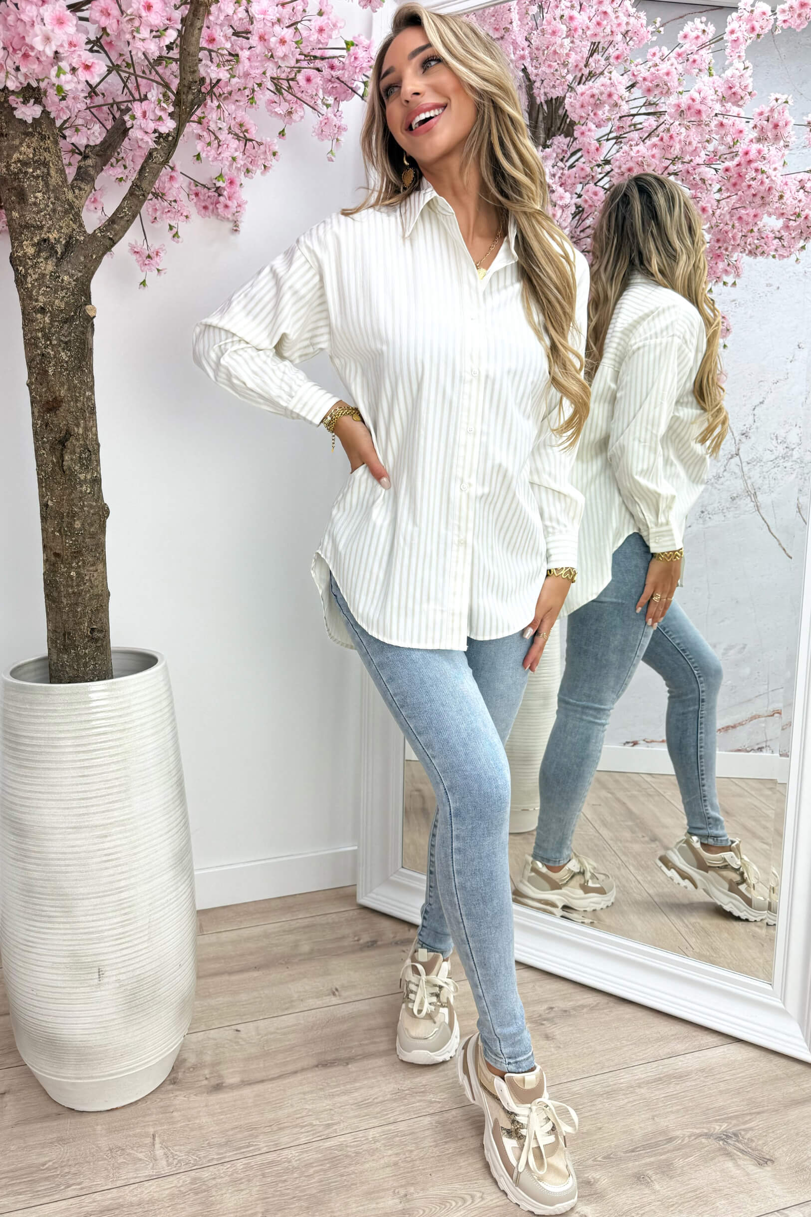 Love me split blouse - Beige