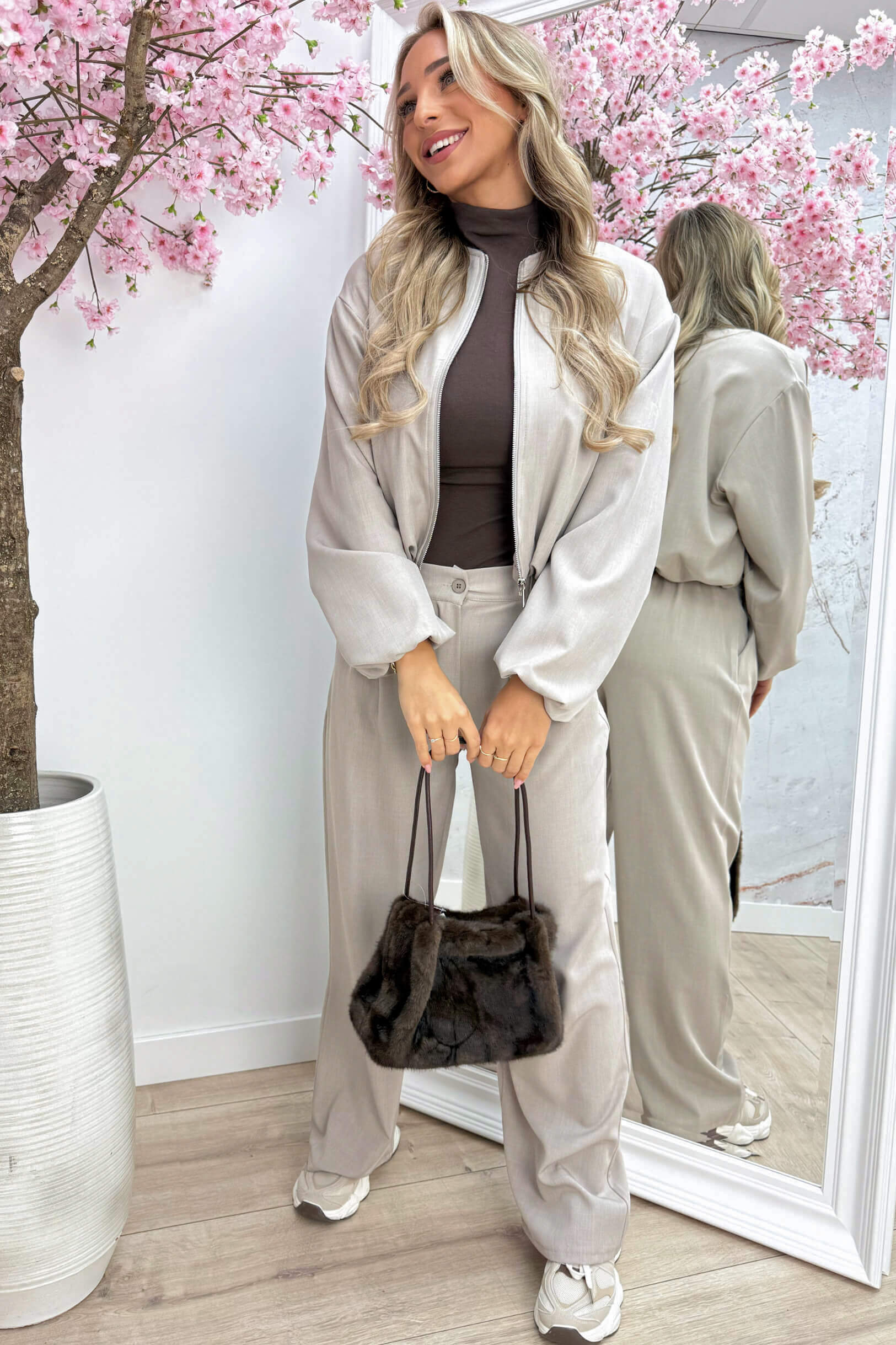 Trend alert co-ord - Dk. beige