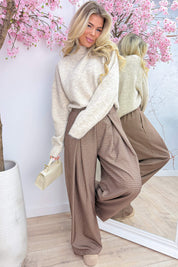 Basic but never boring trui - Beige