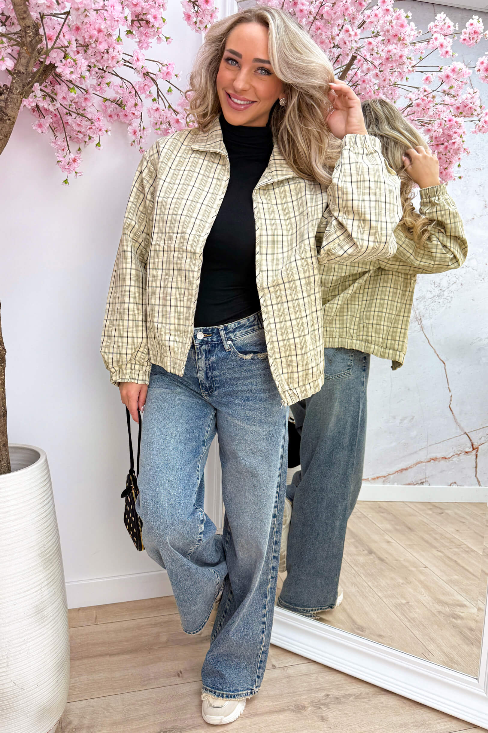 Check on it bomber - Beige