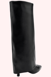 Leather look overlap heels - Zwart