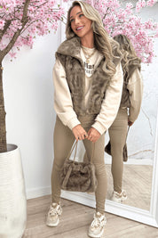 Soft and furry gilet - Taupe