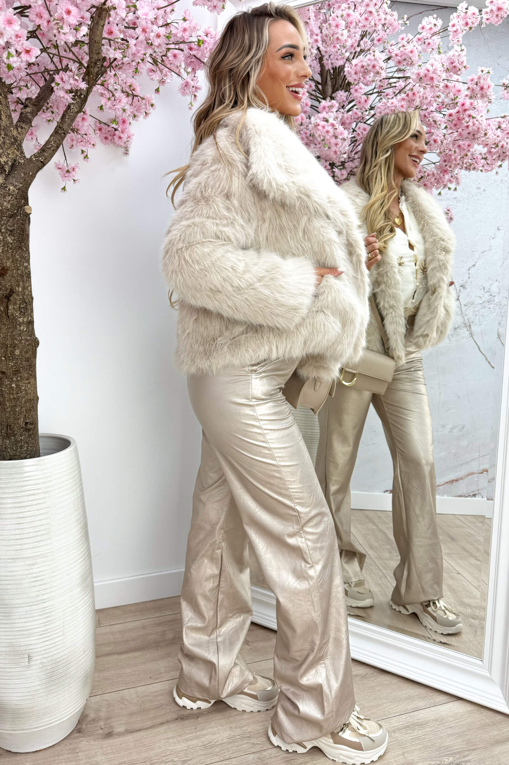 Pelzige Jacke 9411 - Beige