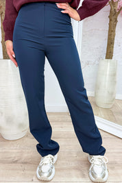 Die Hose mit geradem Bein – Marineblau