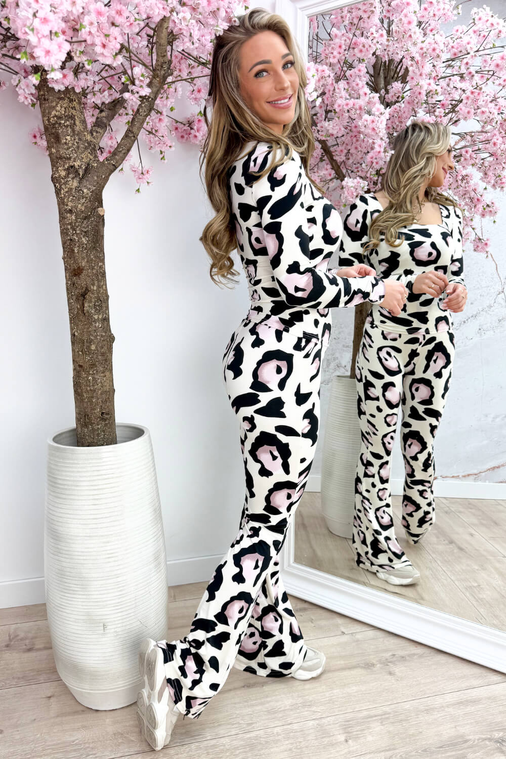 Big leopard squared travel topje - Roze