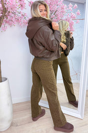 Two ways to wear winter coat - Brown