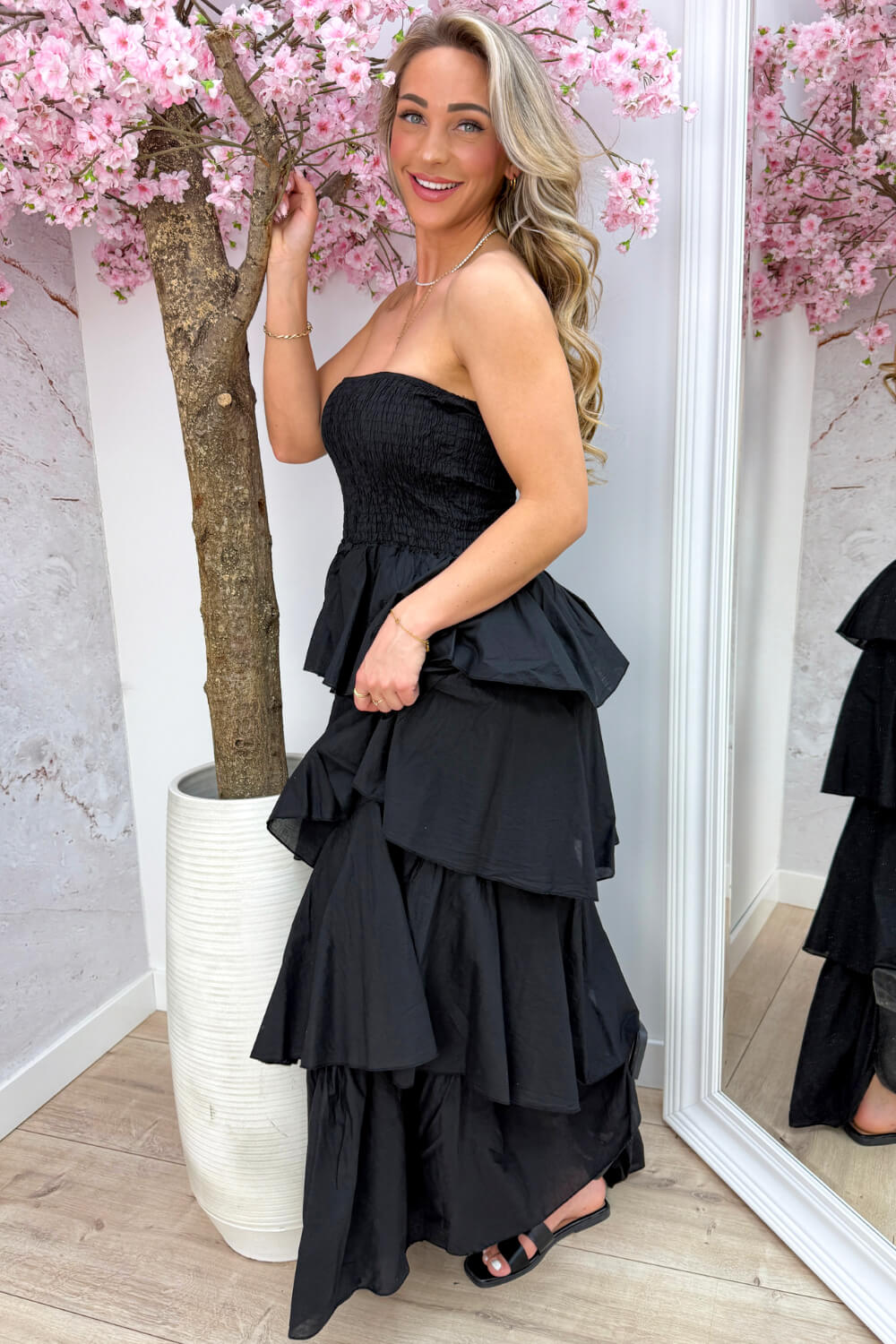 Marbella cotton ruffle dress - Zwart