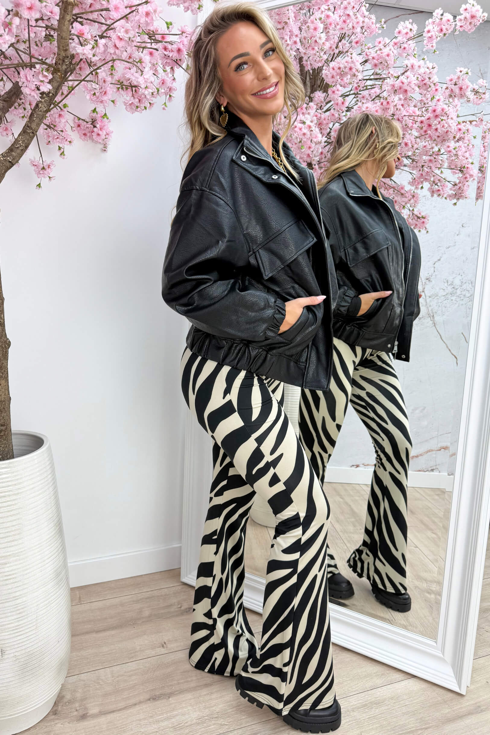 Oversized leather look jacket - Zwart