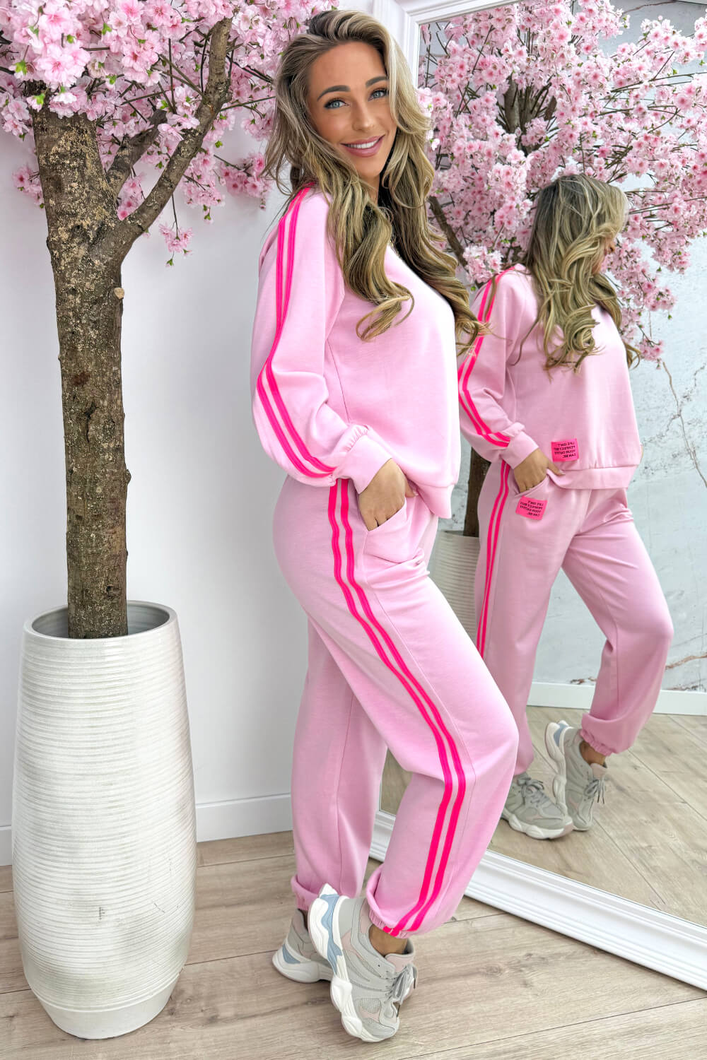 Perfectly embleem comfy co-ord - Lollypop roze